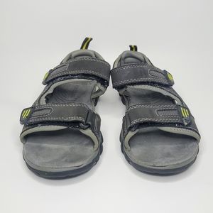 𝅺magellan Hudson II Boys Sandals Black 2-Strap Yell